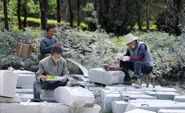 大爱清尘 世界呼吸日 水滴筹·水滴公益联合大爱清尘邀你为尘肺病人发声