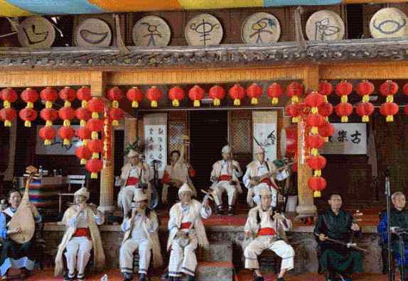 云南纳西族 云南纳西族：一家四代8个人，用了198年保护传承白沙细乐