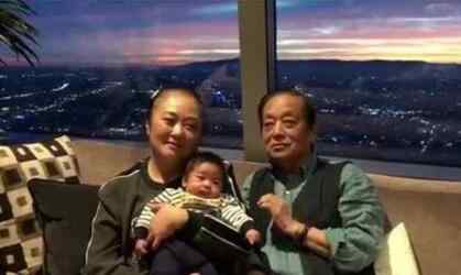 韩美林有几个孩 福娃之父喜得贵子 82岁韩美林表示将会带孩子回中国学吃臭豆腐