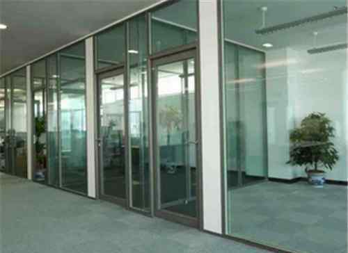 铝合金玻璃门价格 铝合金玻璃门价格 选购铝合金玻璃门技巧