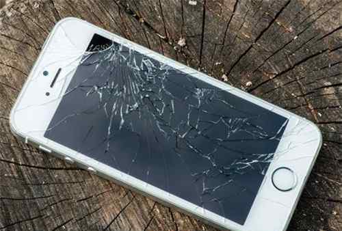 碎屏修复法 手机外屏破裂怎样修复 预防手机外屏破碎的技巧