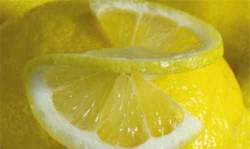 用柠檬水洗脸好吗 柠檬水洗脸居然可以祛斑 怎样用柠檬洗脸呢