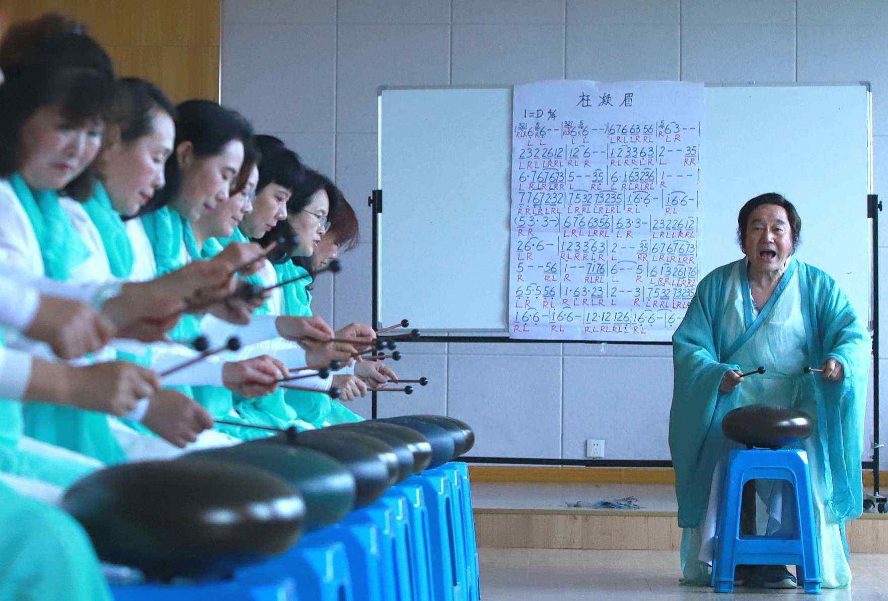 钢舌鼓 洛阳市老年大学色空鼓精彩瞬间