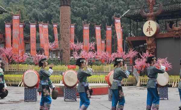 土家族奇观 矮寨奇观景区有什么好玩的 矮寨奇观景区游览路线推荐