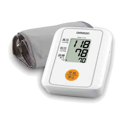 量血压正确姿势图解 电子血压计臂带如何使用 电子血压计测量姿势