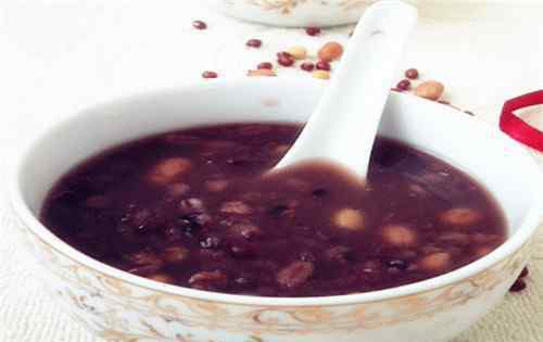 红豆大米粥禁忌 薏米红豆粥的功效与禁忌有哪些？能减肥吗？用什么红豆比较好？