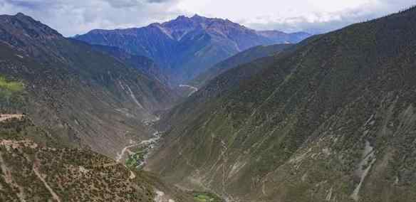 川藏公路 滇藏线和川藏线哪个难走