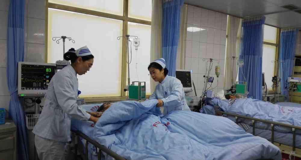 杨文红 市一院护理部主任杨文红，工作28年患者始终在心中