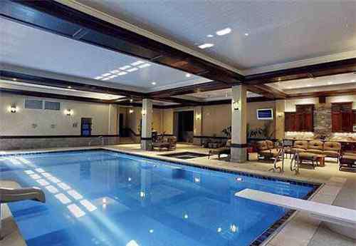 游泳池的泳道长多少米 室内游泳池一般多少米