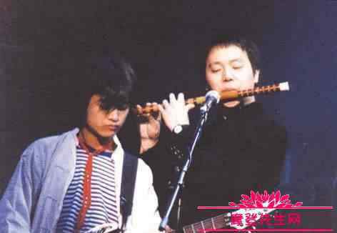 魔岩三杰香港演唱会 魔岩三杰为什么这么惨？魔岩三杰1994年香港演唱会视频