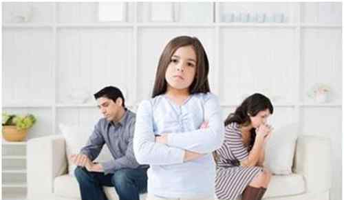 离婚孩子怎么判抚养权 两个人离婚孩子怎么判 子女抚养权如何争取