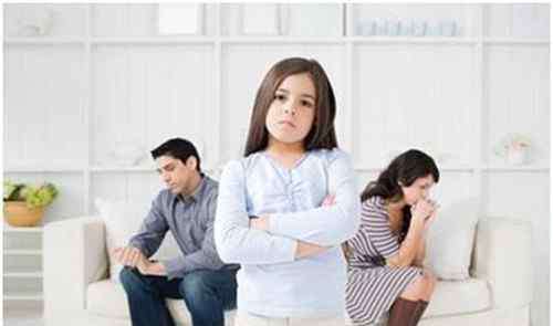 离婚孩子怎么判抚养权 两个人离婚孩子怎么判 子女抚养权如何争取