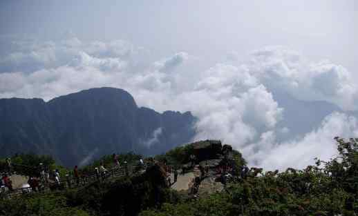 峨眉山景区关闭 2018年7月峨眉山景区哪些景点暂时关闭 峨眉山景区暂时关闭什么时候开放