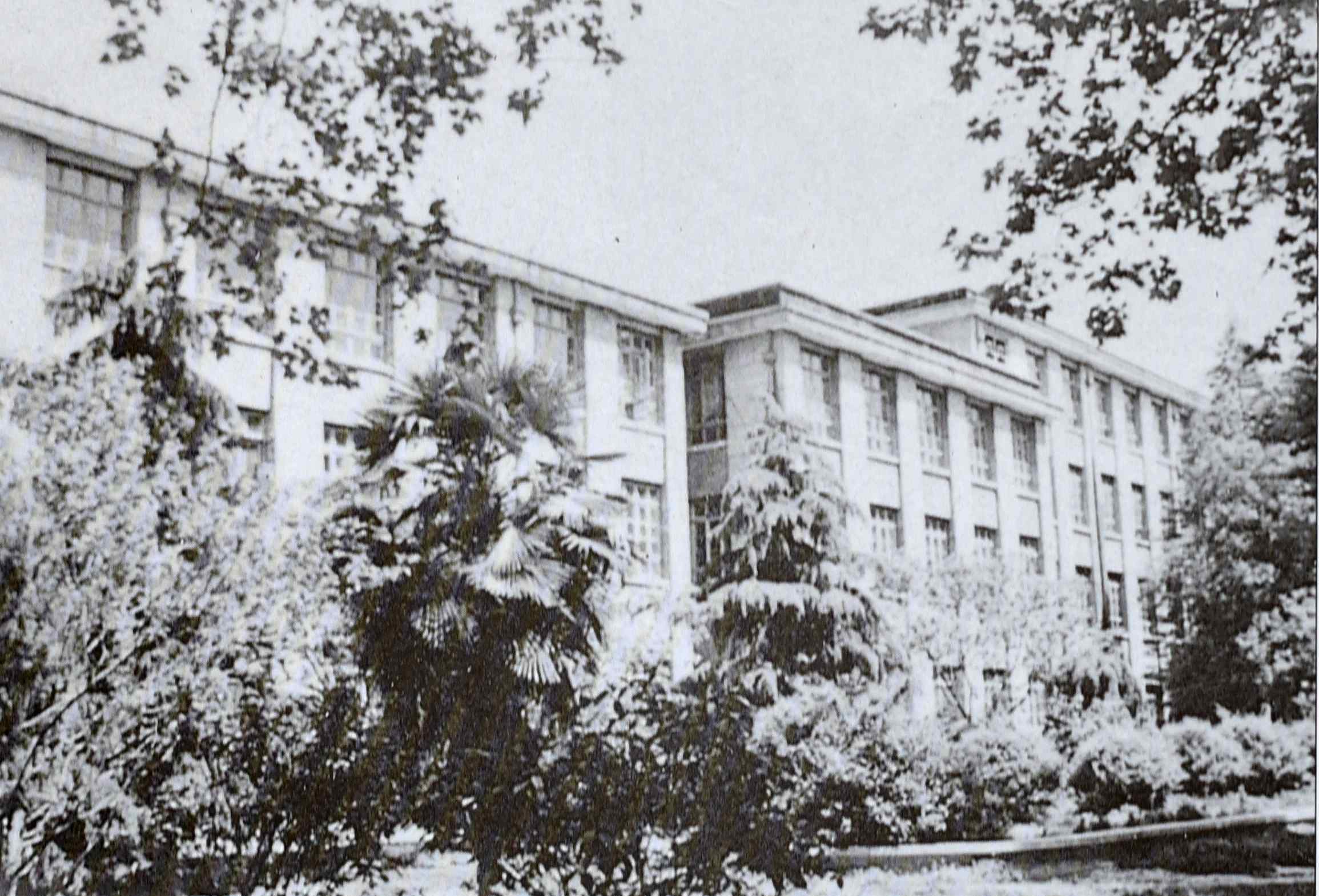 桂林空军学院 六十七年风雨沉浮——桂林空军空降兵训练基地 （空降兵学院-桂林空军学院-空军高炮学院)历史沿革