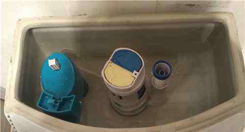 马桶一直流水怎么修理 马桶水箱一直流水修理办法有哪些