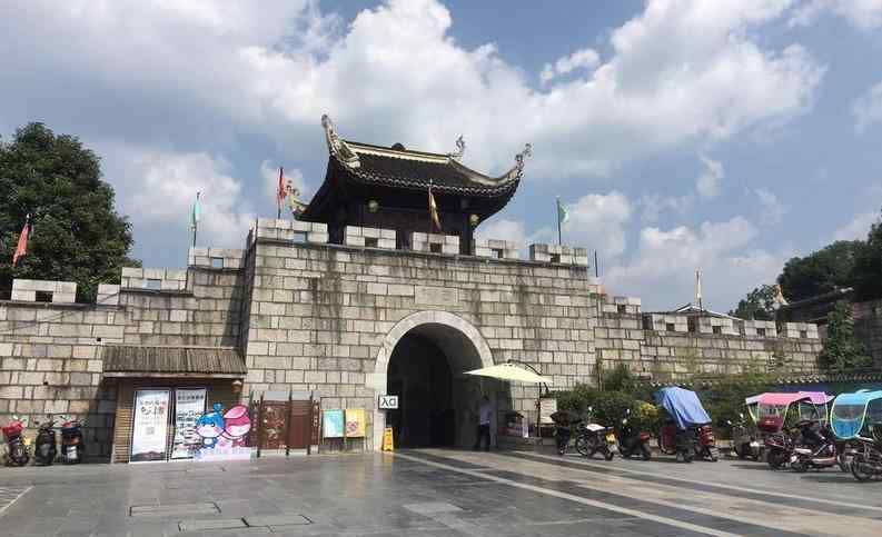 武汉到贵州旅游 从武汉去贵州旅游攻略及景点路线推荐