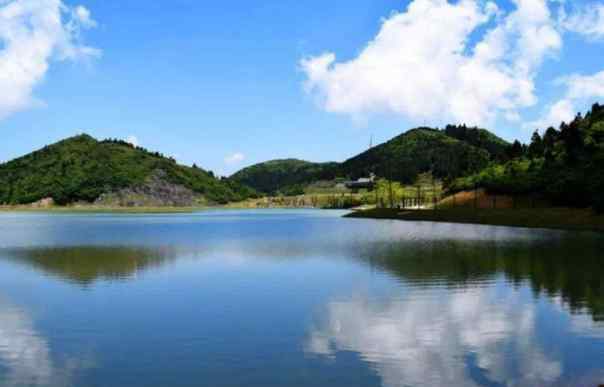 天湖景区 2020南天湖景区门票地址景区介绍及游玩攻略