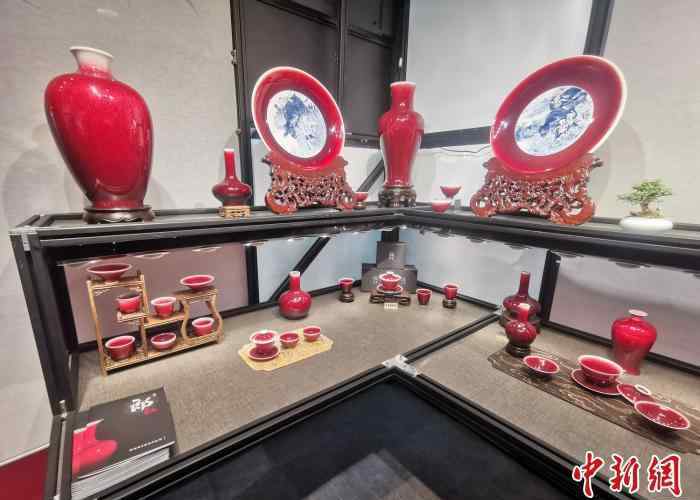 柯良栋 2020中国景德镇国际陶瓷博览会开幕 600余家瓷商参会