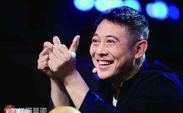 李连杰现在的真实现状 李连杰现在怎么样了 李连杰捐500万给去世替身