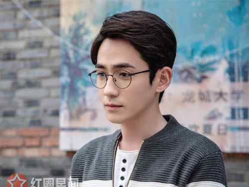 沈巍赵云澜 镇魂沈巍身份是什么 三重身份惹人疑亦正亦邪