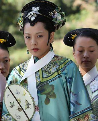 甄嬛传9位未透露真实名字的小主 她地位最高最霸气