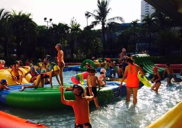深圳游泳跳水馆惠民免费开放活动，国庆七天爆满，接待泳客13000人次！