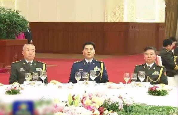 中国最年轻现役上将、中将、少将纪录全被刷新