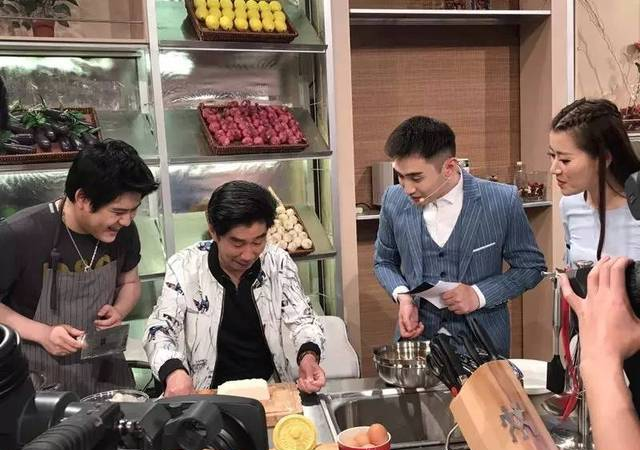 独家｜路易这回点名要王冰皓，“大龄未婚女青年”中毒已深