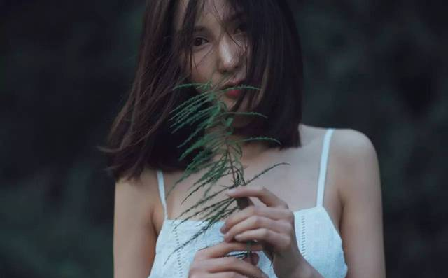 青春期女生必看：《那些女生该懂的事》