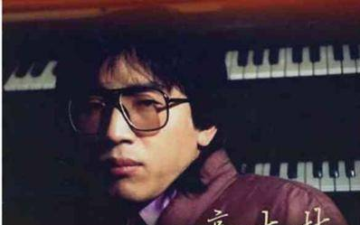 两位人气女歌手争嫁一位音乐人, 后来一个穷一个胖
