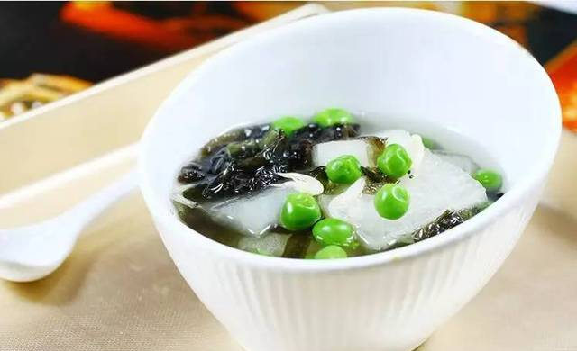 雨后的地皮菇,东至这个季节不可错过的味道