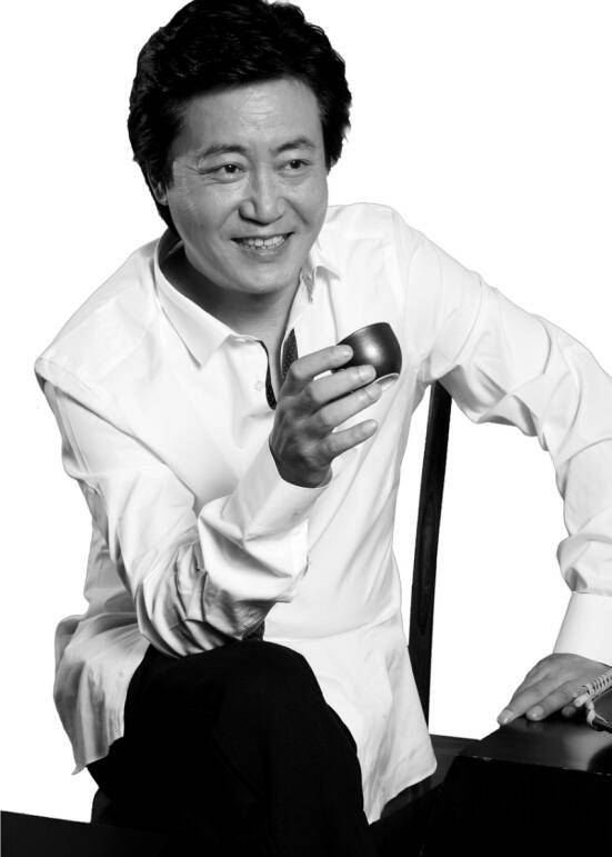 一见钟情嫁给工人，今天看来她选对了