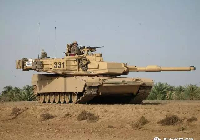 坦克和自行火炮的区别在哪？