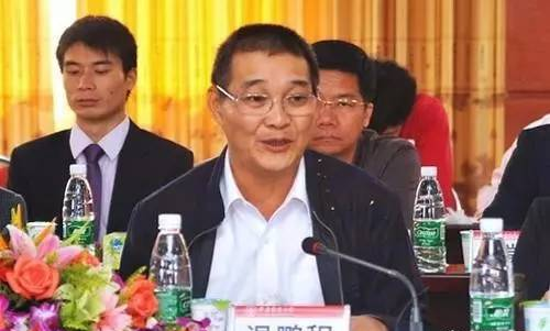 中国最富“十大家族”揭秘，各个富可敌国！