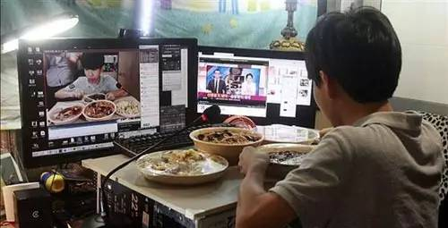 社会心理|为什么我们喜欢看别人直播吃饭