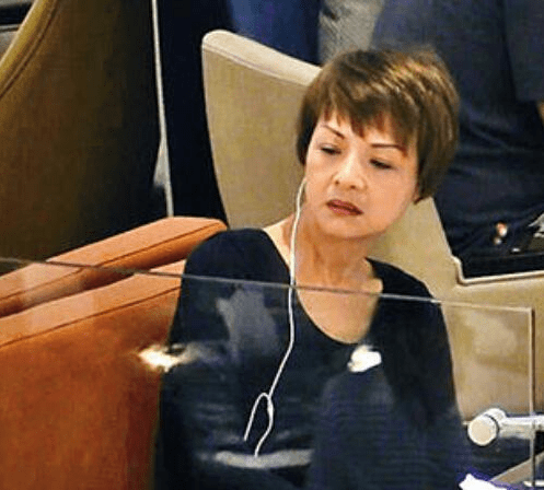 叶子楣近照曝光，至今不婚不育，55岁看似菜场大妈
