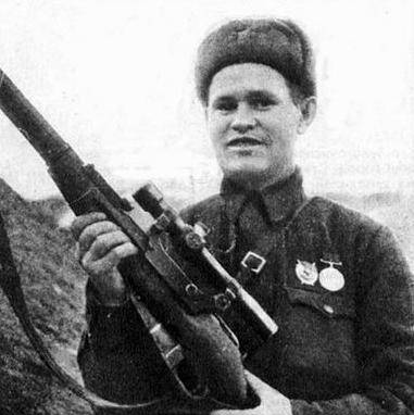 瓦西里·扎伊采夫，不止活在电影里的传奇狙击手