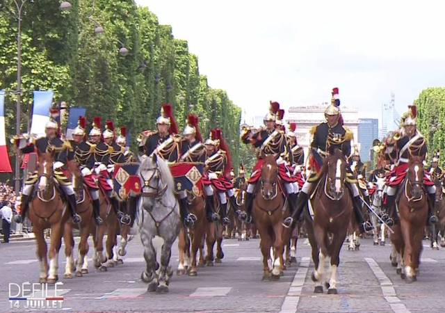 2017年法国国庆阅兵式全程