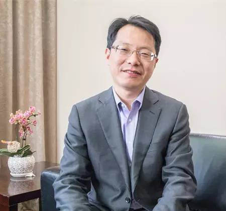 身家数十亿，在上海却不买房，竟然还……原来他是安徽人