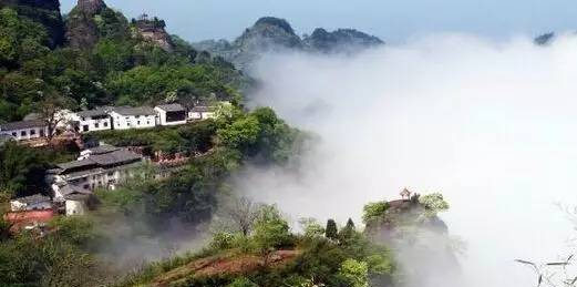 景区怎么让游客留下来？齐云山的答案是这样的