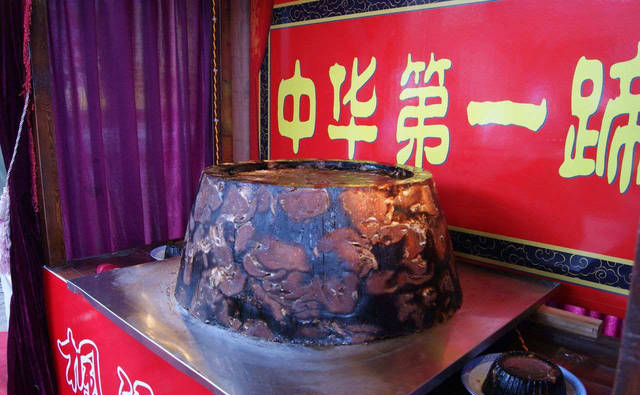上海人爱吃的老字号酱货“枫泾丁蹄”