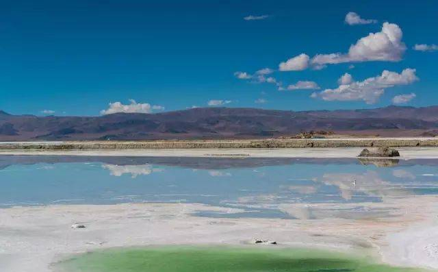 中国最美盐湖排名TOP10，粉蓝红绿颜色各异，告诉你什么叫天空之境！