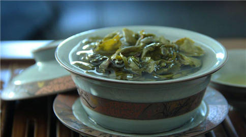 隔夜茶是指多少小时以后的茶？还能喝吗？