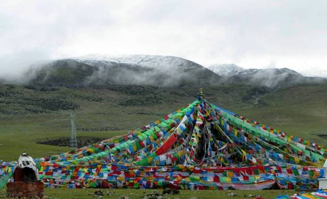 西藏随处可见的风马旗到底什么含义