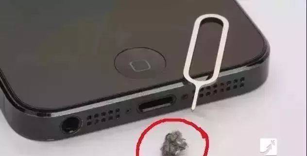 你的手机上有防尘塞吗，你知道有什么用么