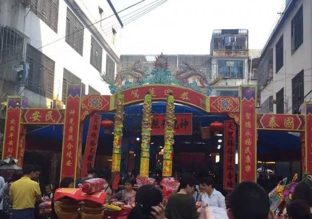 火了 | 昨天刷爆朋友圈的这位潮汕雅姿娘，竟然是来自这里......