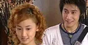 星梦缘里的麦家永没有娶到思彤，如今撞脸任重“落魄”到开大排档