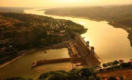 为什么说三门峡水利枢纽工程是中国水利史上的一个败笔？