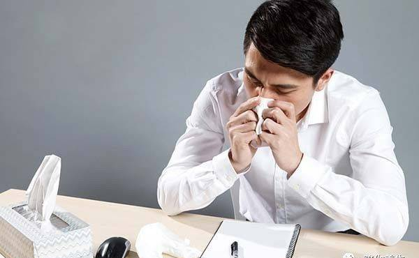 咳嗽有黄痰是什么原因 白痰、黄痰的区别你知道吗