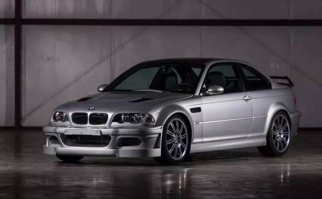 这台BMW M3又在纽柏格林搞事情了。